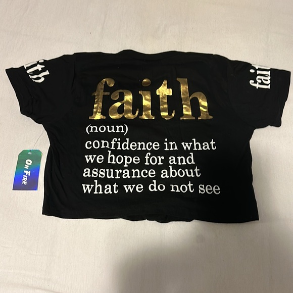 Faith crop top - Picture 2 of 2